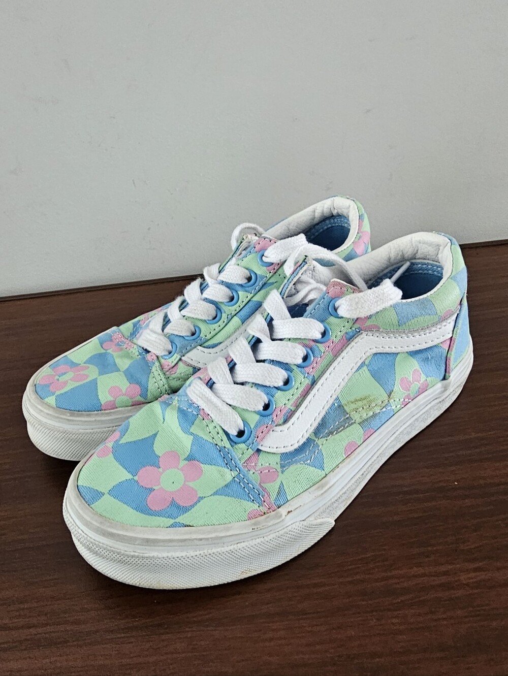 VANS Old Skool Stackform Girls Blue, Green With Pink Flower Cancas Sneakers